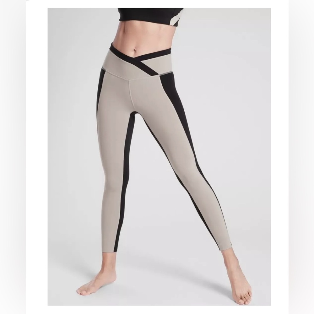 Athleta Chroma 7/8 Tight